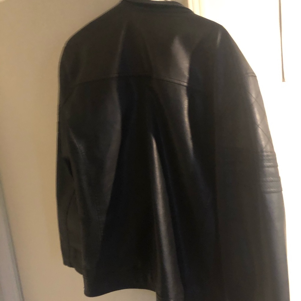 Jacket - Picture 5 of 5